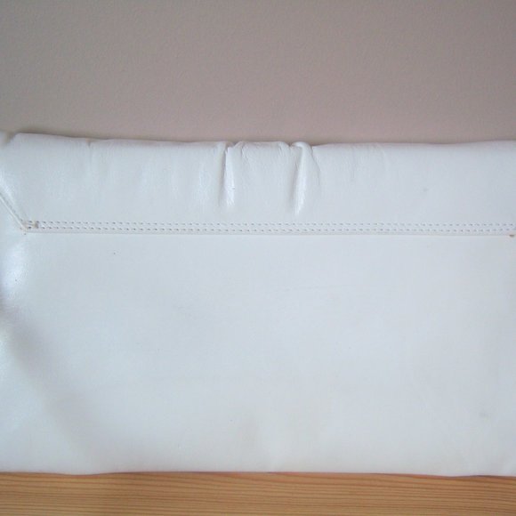 Vintage Mastercraft Beige Genuine Leather Purse. - Picture 3 of 5